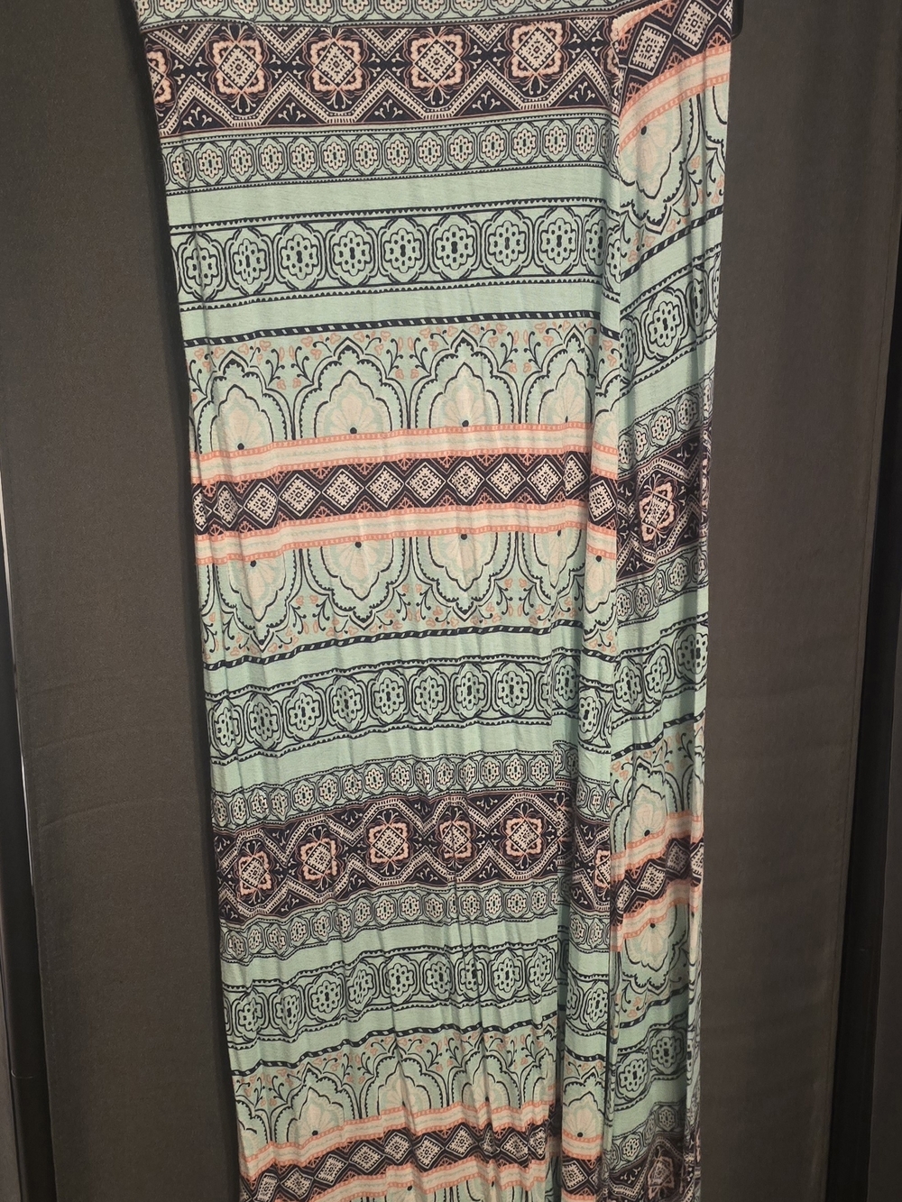 Charlotte Russe Mint and Navy Patterned Maxi Skirt